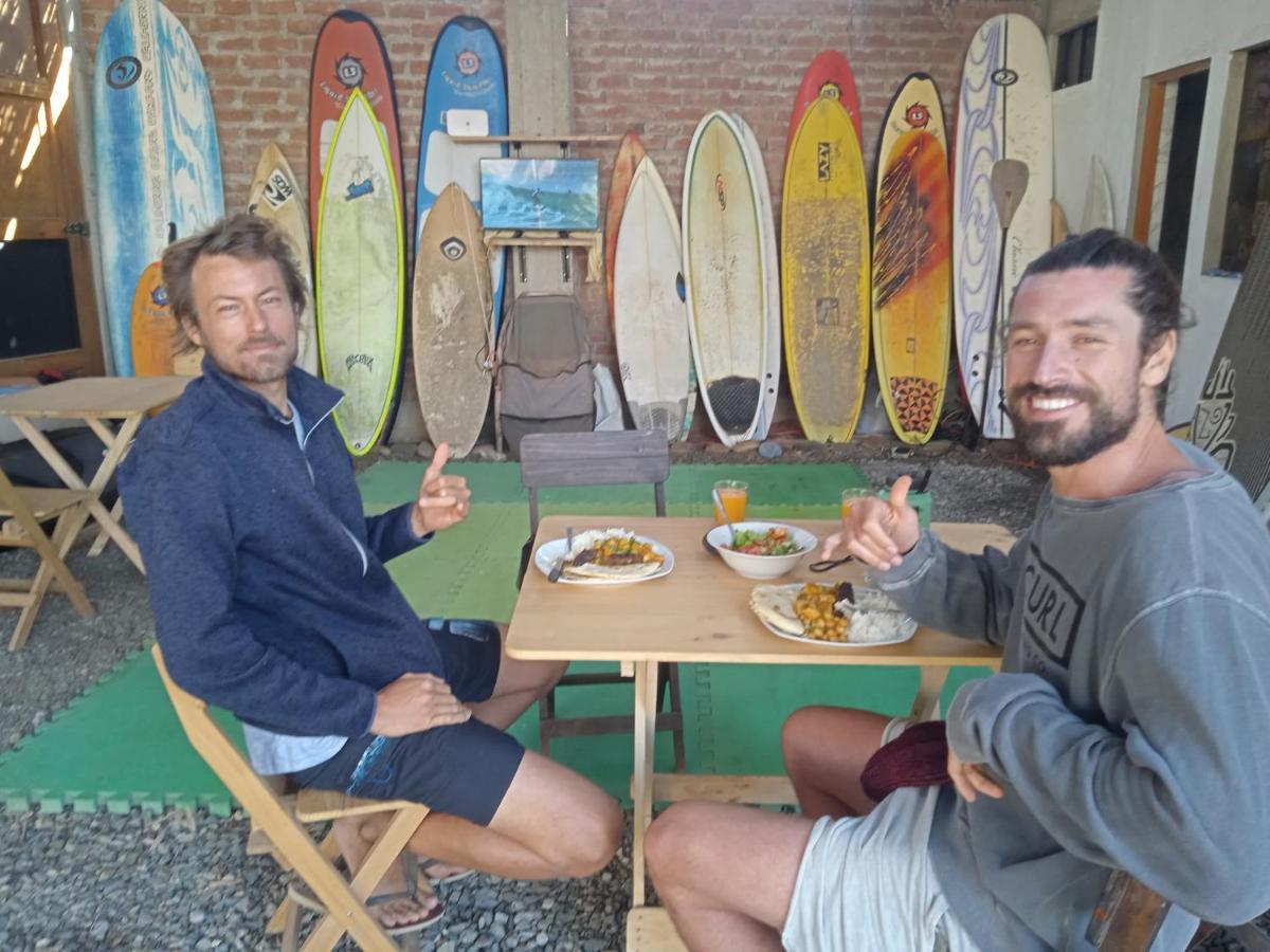 Chicama Surf Camp Hotell Puerto Chicama Exteriör bild